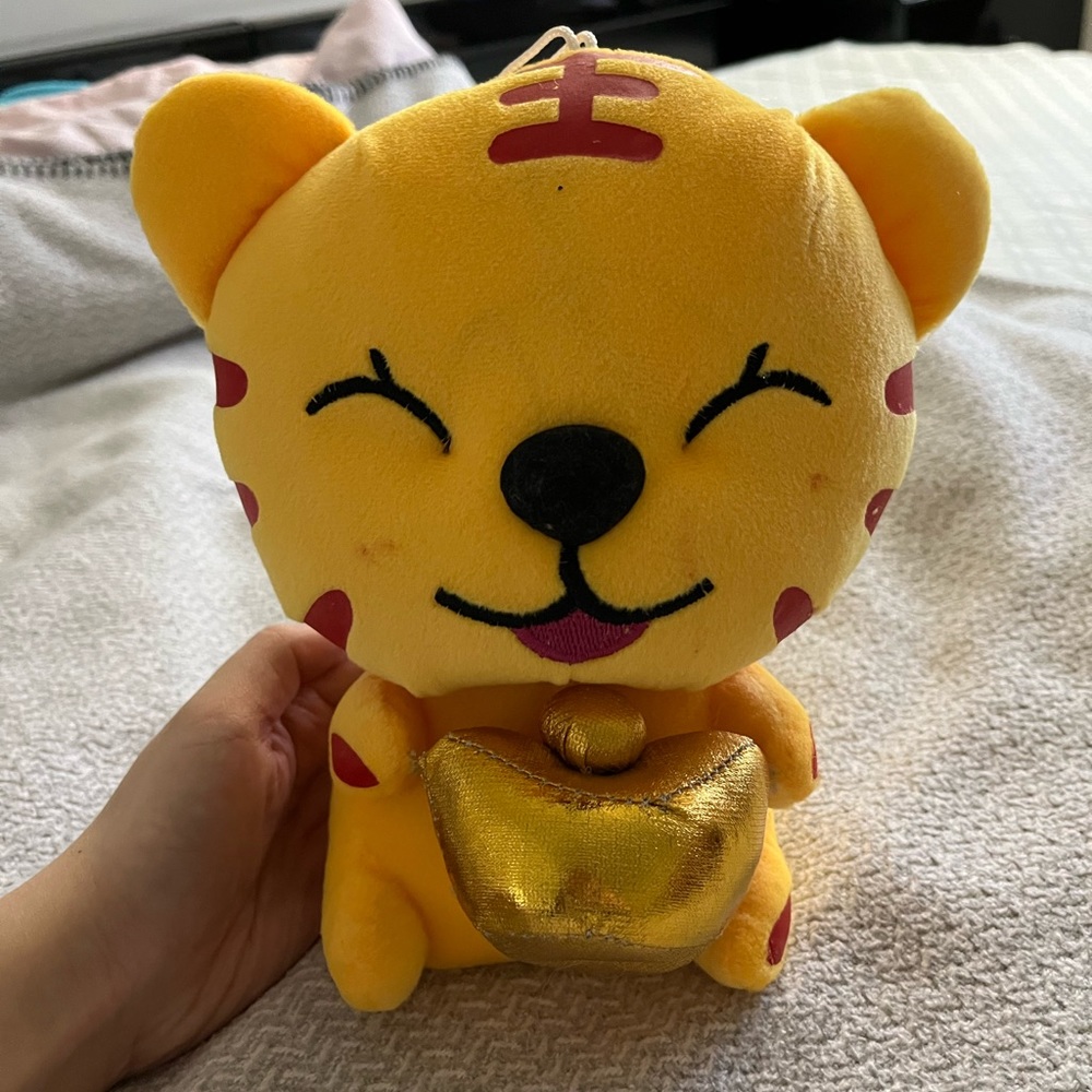 Cute good luck fortune cat